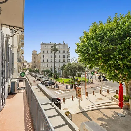 Ref 783 - Croisette - For Rent *