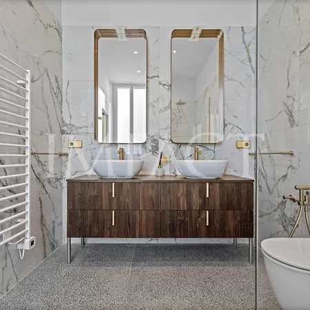 Ref 783 - Croisette - For Rent Канны