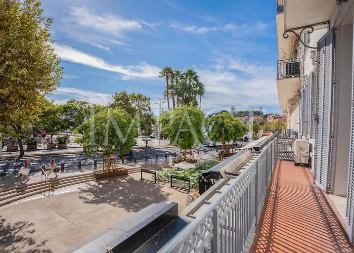 Ref 783 - Croisette - For Rent Daire Cannes